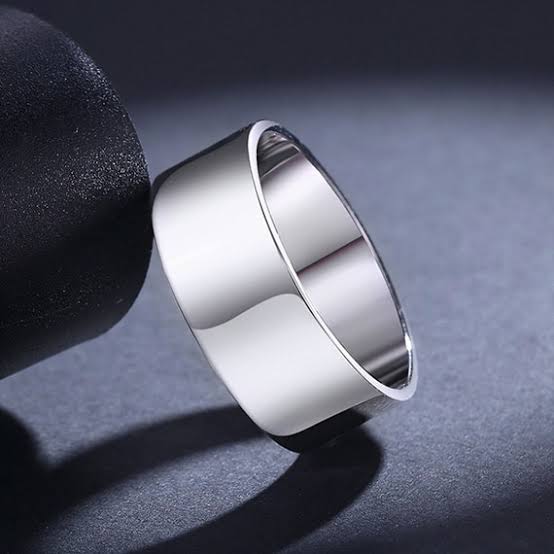 Minimal Platinum Band